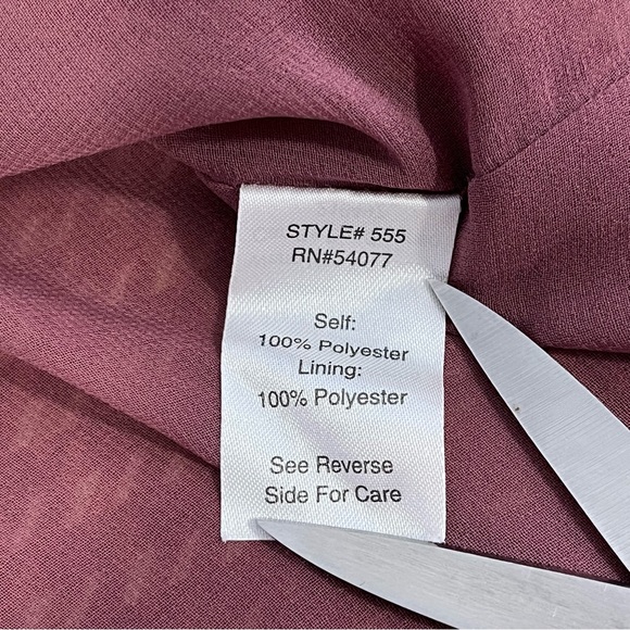 Cabi Plaid Tank Top Red Purple Wine Sleeveless Shell Blouse Houndstooth - Picture 12 of 13